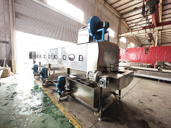 周轉(zhuǎn)筐清洗機